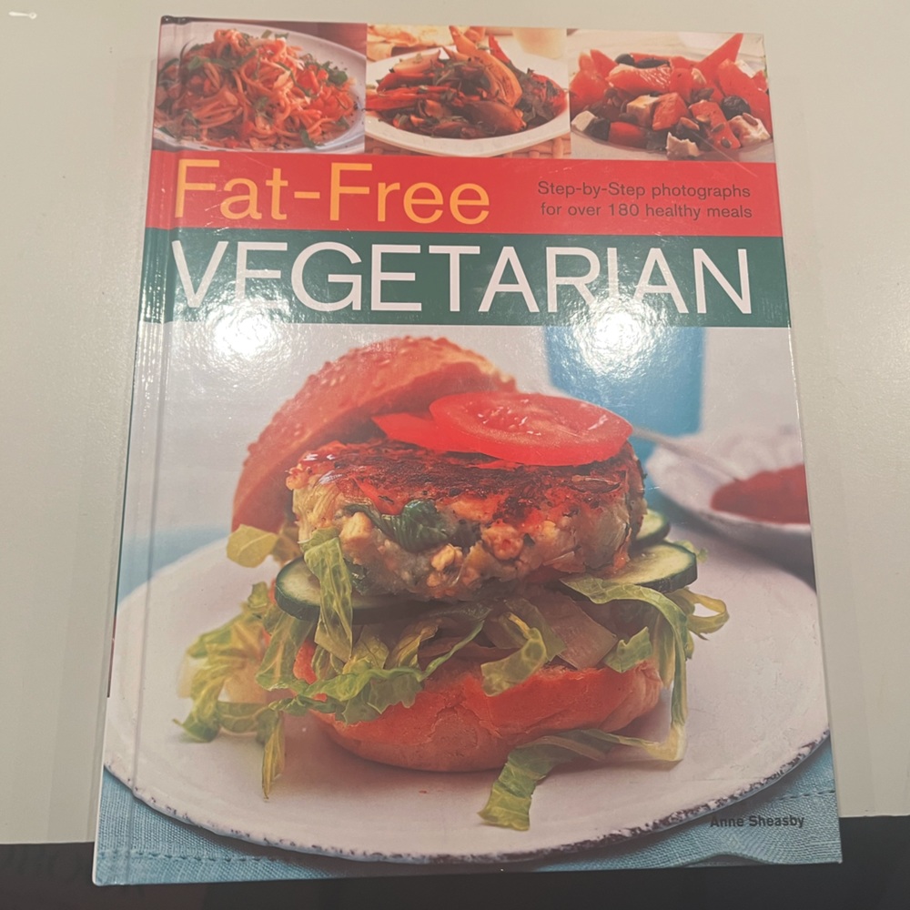 Fat Free Vegetarian cookbook. Barely used, very good condition. Published 2012.